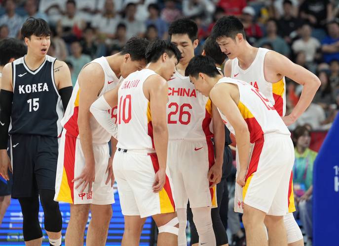 2010亚运会男篮决赛中国vs韩国颁奖